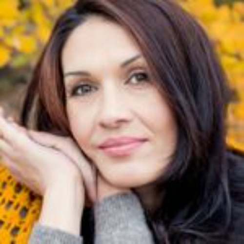 Shela, an Essential advisor